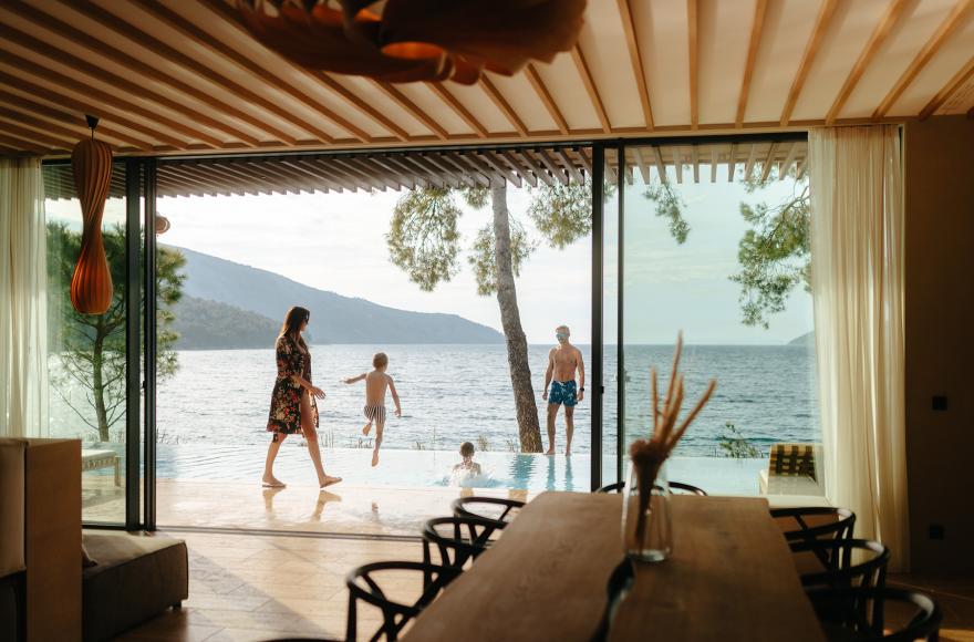 Family Villa Escape